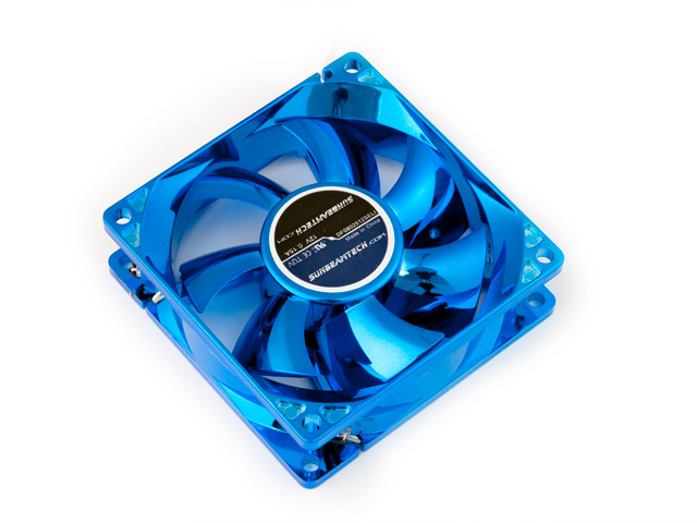 Вентилятор 80 мм с подстветкой и анодированным синим покрытием