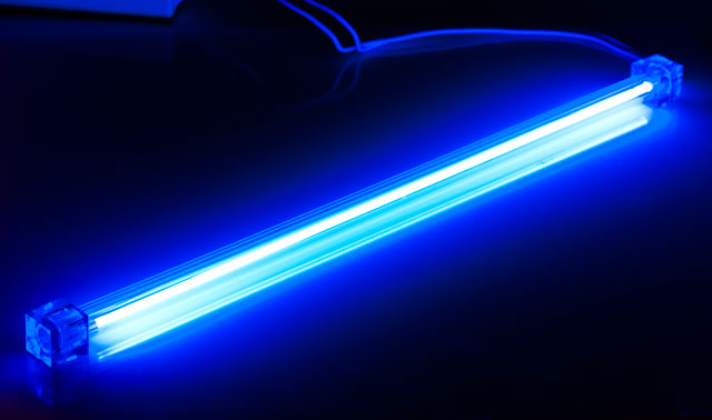 Неоновая лампа синяя для компьютера  длина 30 см с инвертором